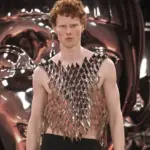 CUPRA debuta en la Paris Fashion Week con MAM: joyería masculina que convierte el diseño de coches en arte para llevar