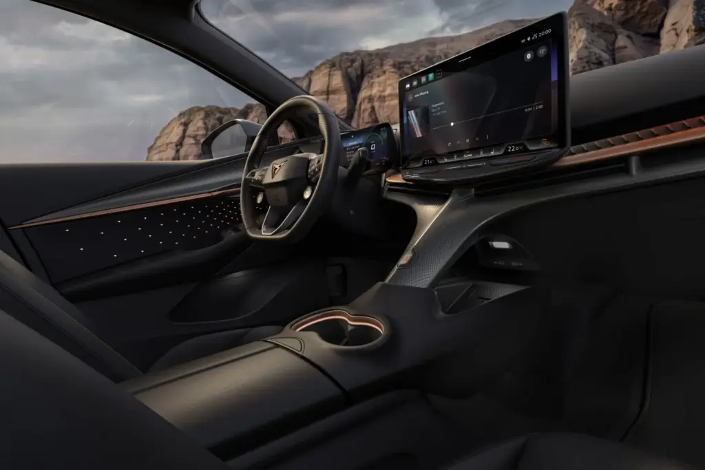 El CUPRA Tavascan se renueva y es más accesible al bolsillo 6 Motor16 CUPRA Tavascan Black Edition 2 Motor16