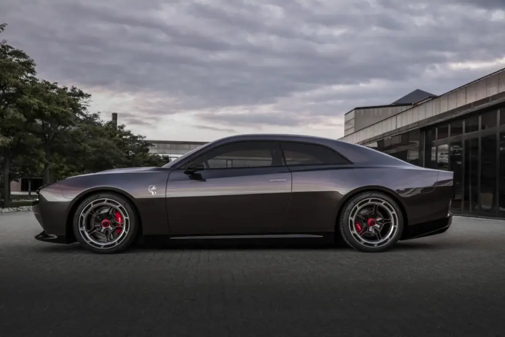 El Dodge Charger llega a Europa: seis décadas de músculo americano 6 Motor16 Dodge Charger Daytona SRT Concept Motor16
