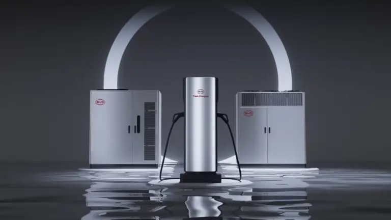 BYD también conquista Reino Unido: alcanza el 5% de cuota y prepara la carga ultrarrápida de 1.500 kW