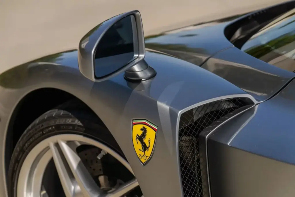 Un Ferrari Enzo se vende por ocho dígitos, pero no es ningún récord 3 Motor16 Ferrari Enzo subasta mecum 22 Motor16