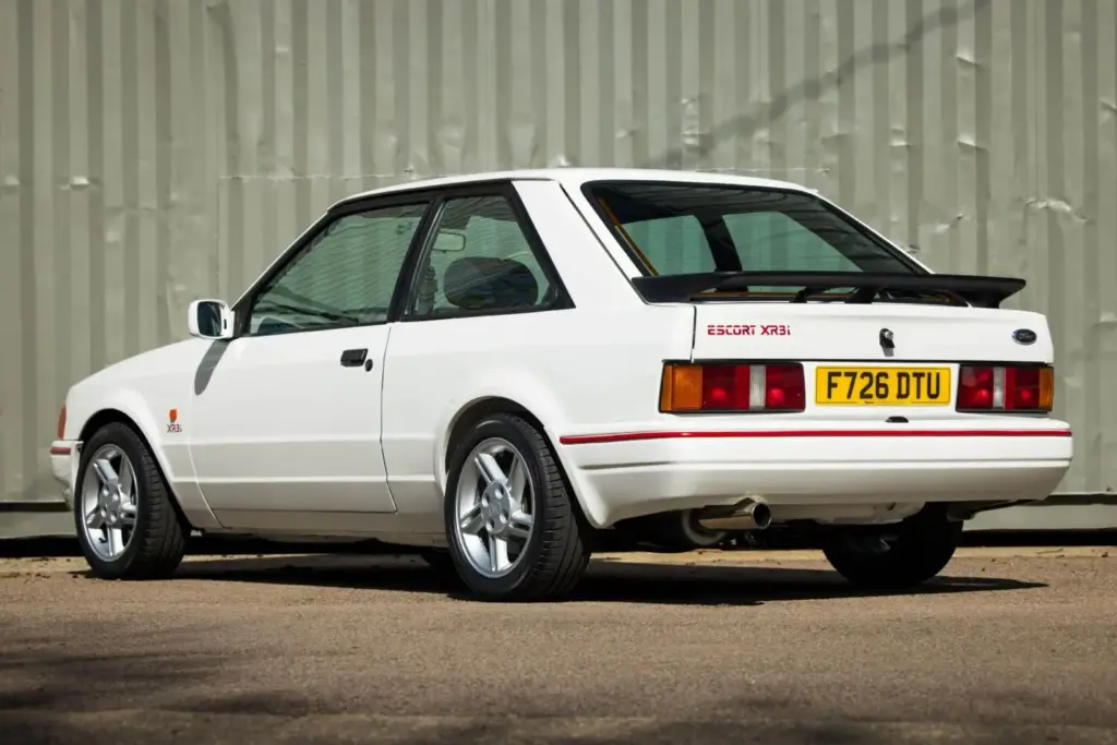 Ford Escort XR3 restomod tolman 7 Motor16