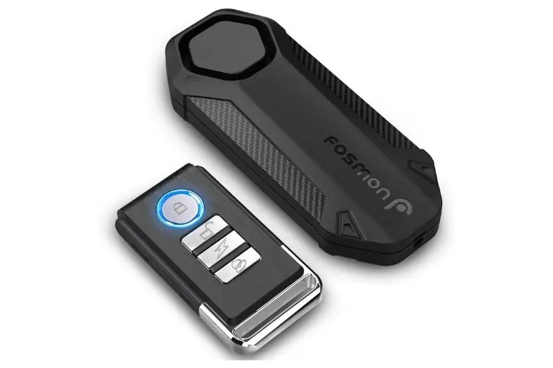 Mejor alarma para moto en 2026: Comparativa de las mejores alarmas, candados con alarma y localizadores 5 Motor16 Fosmon DE113 Motor16
