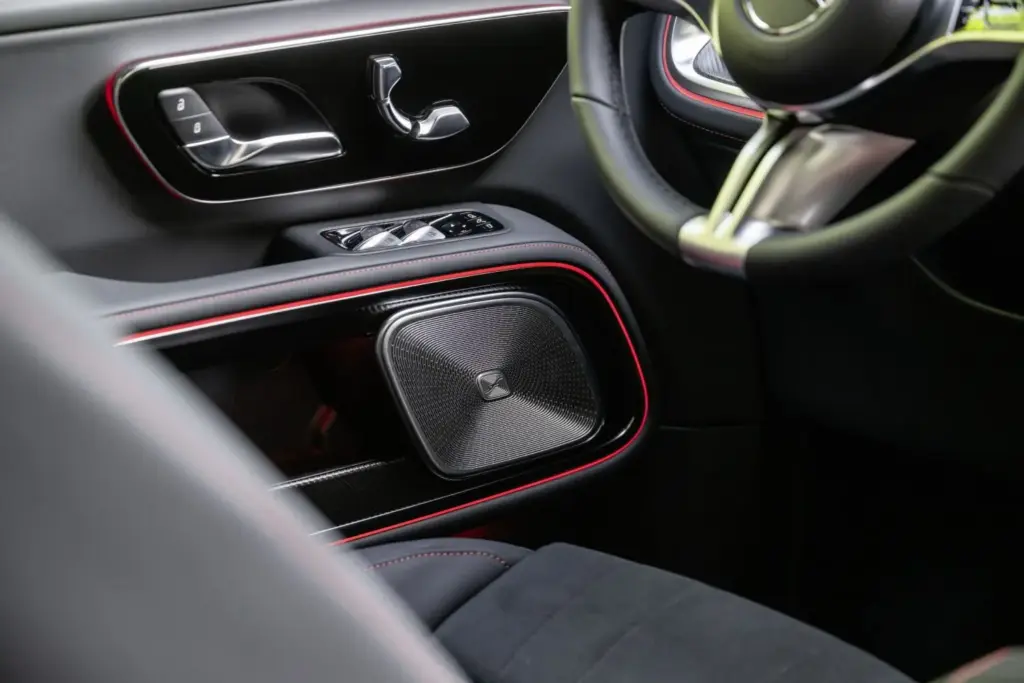 Mercedes-Benz VLE: la reinvención eléctrica de la gran limusina familiar 31 Motor16 Fotos Mercedes VLE 40 Motor16