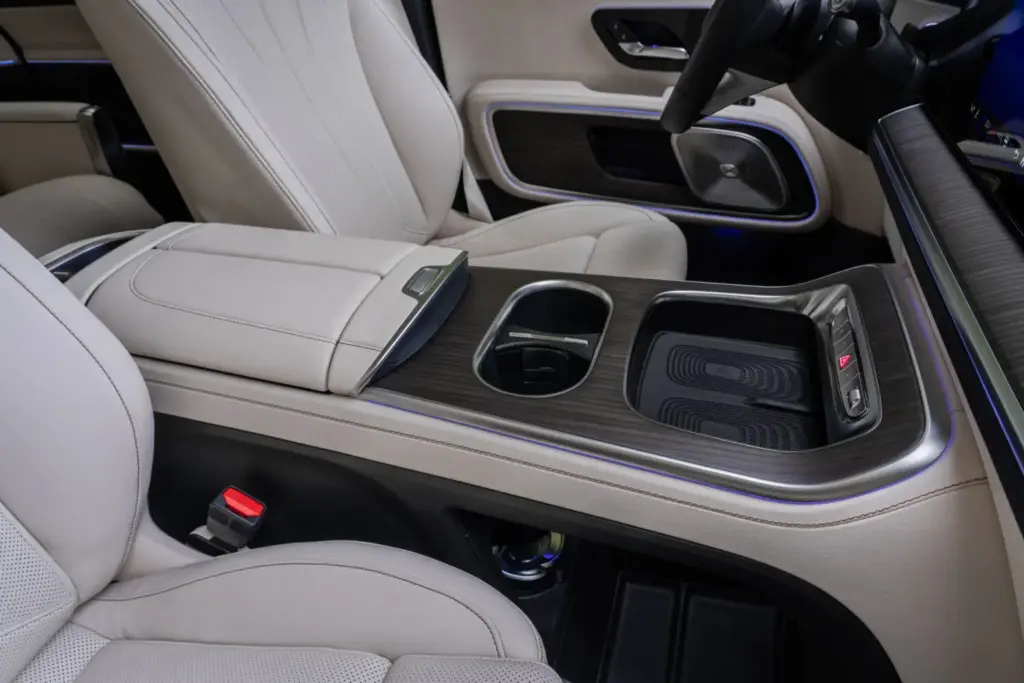 Mercedes-Benz VLE: la reinvención eléctrica de la gran limusina familiar 47 Motor16 Fotos Mercedes VLE 74 Motor16