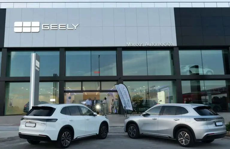Los dos primeros flagship stores de Geely Auto en Europa están en España