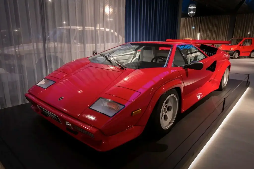 HAANING COLLECTION COPENHAGUE 6 Motor16