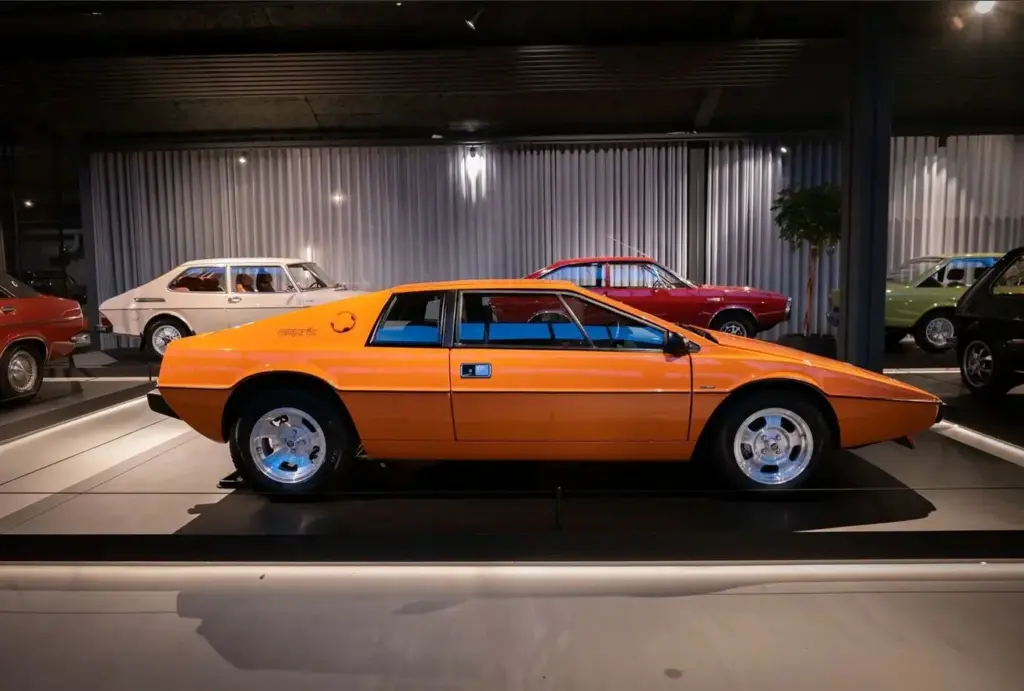 HAANING COLLECTION COPENHAGUE 7 Motor16