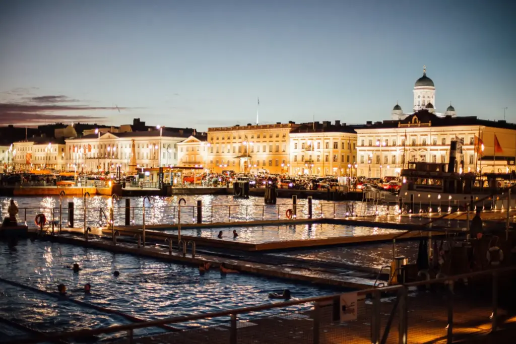Finlandia sobre cuatro ruedas: dos museos del automóvil, una capital de diseño y un hotel con historia 34 Motor16 HELSINKI FOTO JuliaKivela VISIT FINLAND Motor16