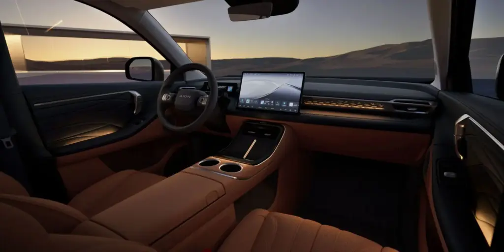 INTERIOR2 Motor16