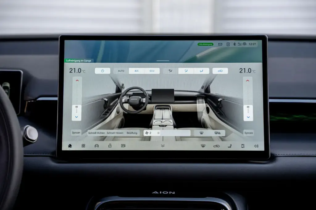INTERIOR AIONV 15 Motor16