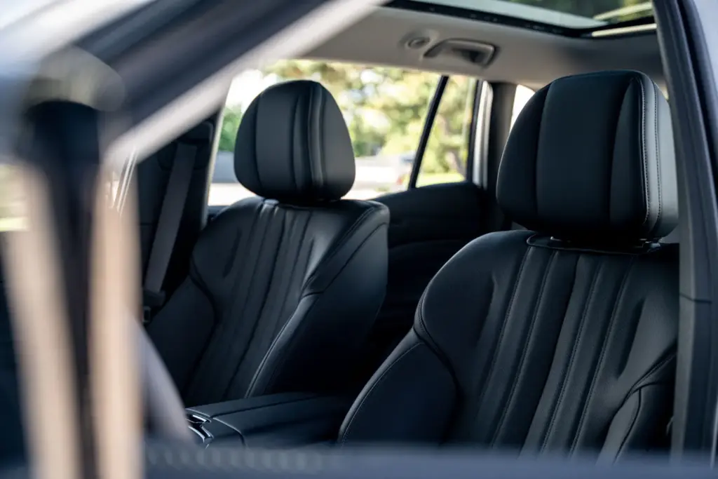 INTERIOR AIONV 17 Motor16