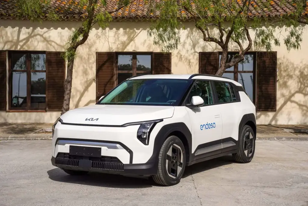 Endesa confía de nuevo en Kia: más de 150 vehículos eléctricos e híbridos enchufables para renovar su flota corporativa 1 Motor16 Kia, Endesa