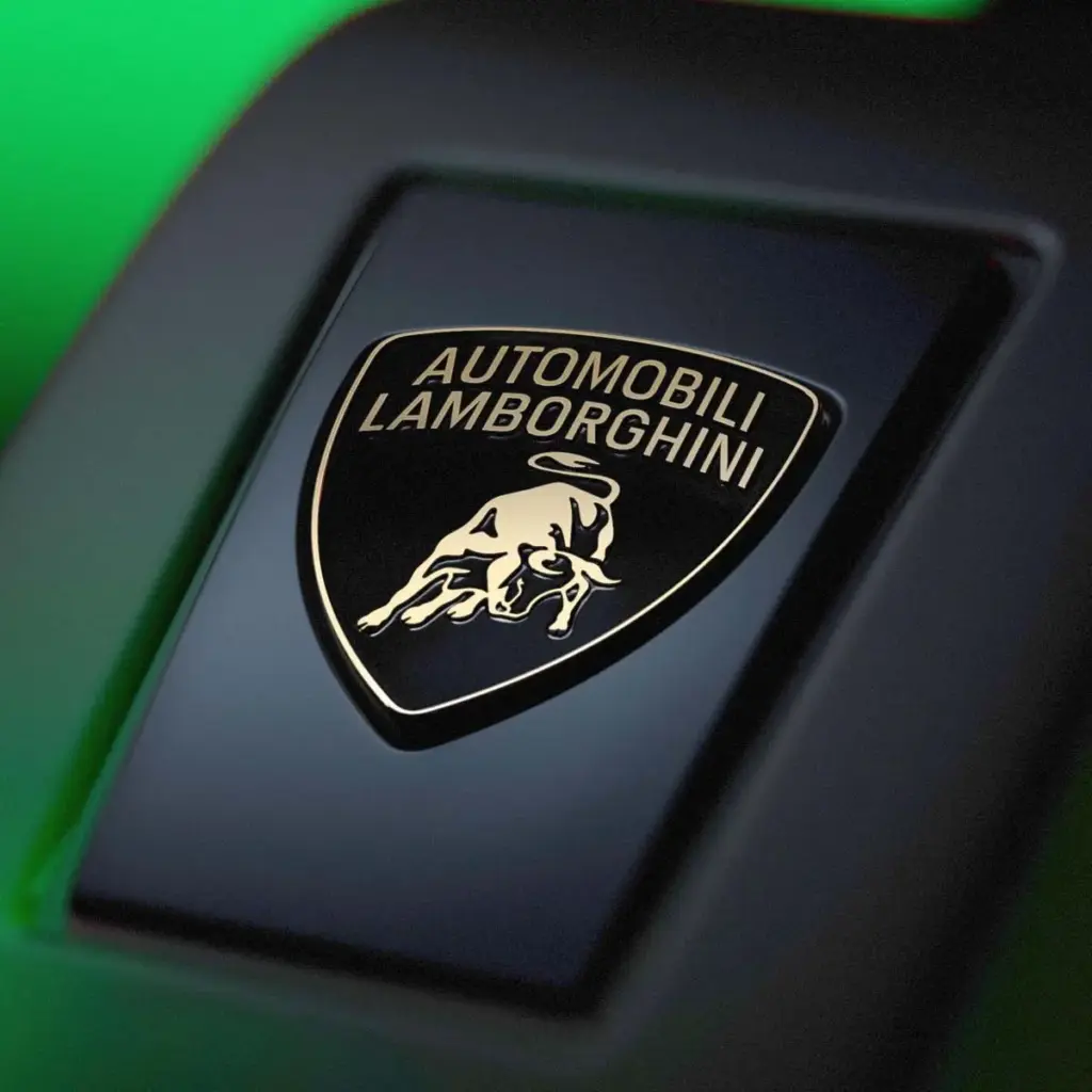 Lamborghini y Xerjoff lanzan tres fragancias exclusivas que traducen el ADN de la marca de superdeportivos en una experiencia olfativa única 5 Motor16 LAMBORGHINI XERJOFF6 Motor16