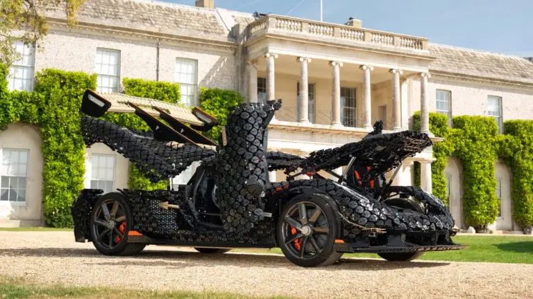 Koenigsegg Sadair’s Spear: el coche de LEGO a tamaño real más rápido de la historia