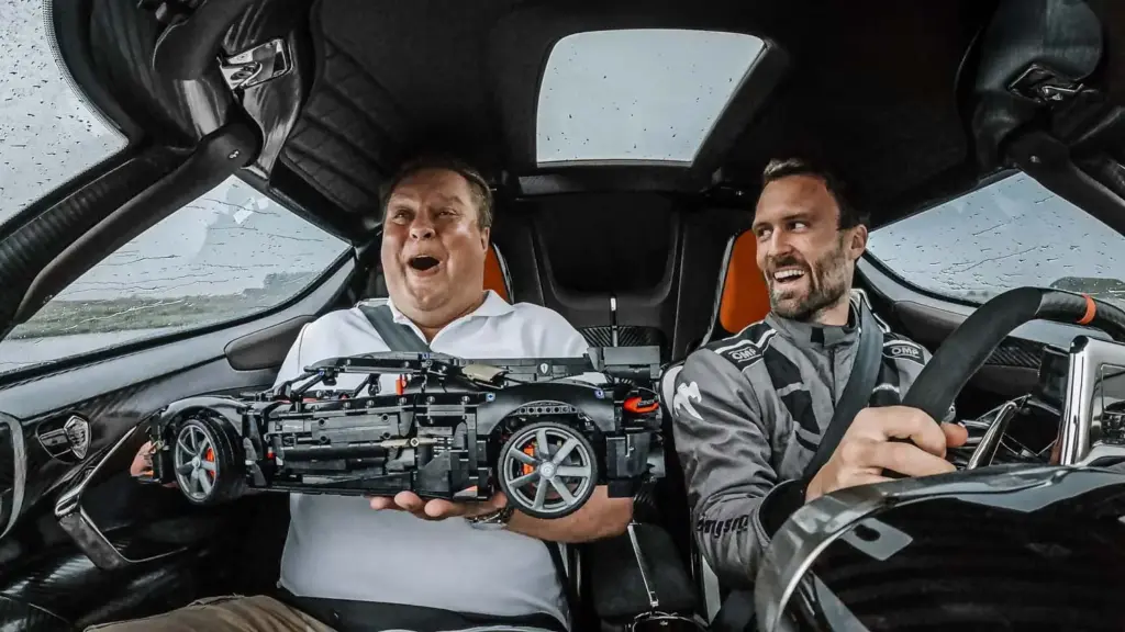 LEGO® Technic™ Koenigsegg Sadairs Spear Test Track 1 Motor16