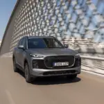 Lepas L8 tiene precio España: 90 km eléctricos, V2L y 279 CV para el nuevo SUV híbrido enchufable de Chery