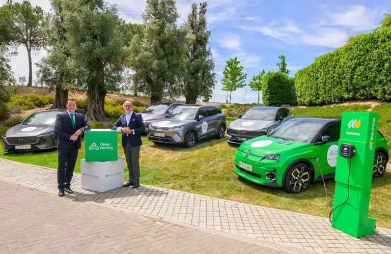Llega el Green Renting Iberdrola con todo incluido: coche, cargador, instalación, luz, seguro y asistencia