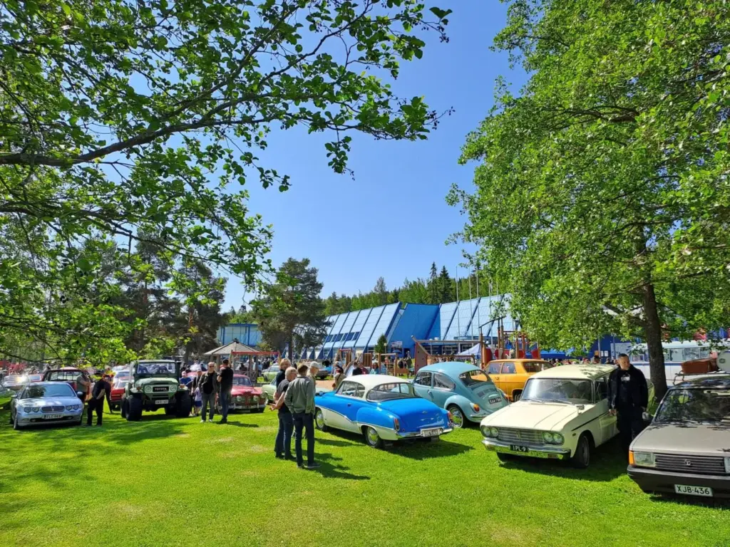 Finlandia sobre cuatro ruedas: dos museos del automóvil, una capital de diseño y un hotel con historia 19 Motor16 MOBILIA MUSEUM AUTO 7 Motor16