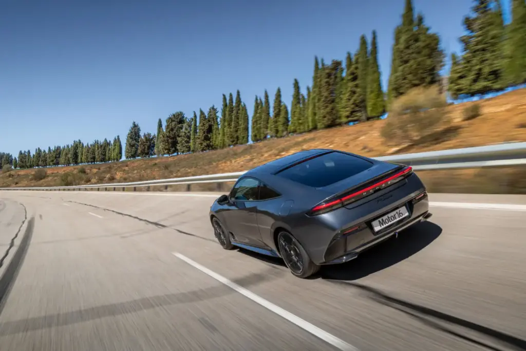 Prueba del Honda Prelude: Un soplo de aire fresco 13 Motor16 Motor16 Honda Prelude 29 Motor16