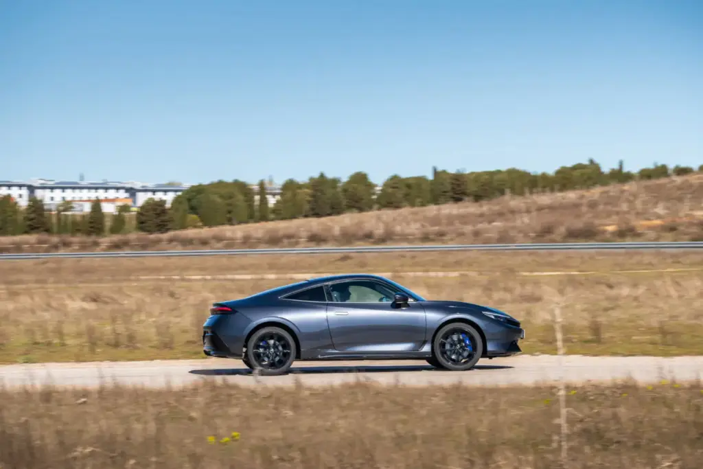 Prueba del Honda Prelude: Un soplo de aire fresco 12 Motor16 Motor16 Honda Prelude Curvas 2 Motor16