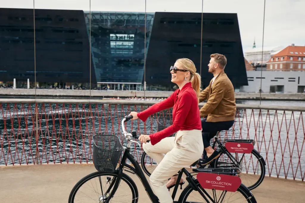 NH COLLECTION COPENHAGEN 12 Motor16