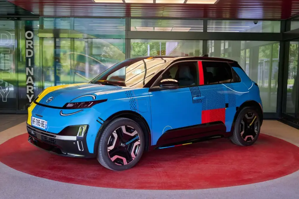 Reinterpretando el Nissan Micra: el urbano de la marca se transforma en un colorido lienzo 5 Motor16 NISSAN MICRA CONCURSO DISENO MARC ANDRE FAUTEUX2 Motor16