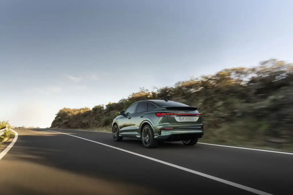 Primera prueba con el nuevo Audi Q4 e-tron Sportback. Un paso al frente 7 Motor16 Nuevo Audi Q4 e tron Sportback 12 Motor16