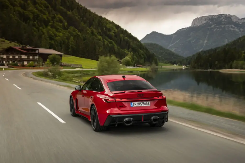 Audi RS 5: un superdeportivo, dos países 15 Motor16 Nuevo Audi RS5 11 Motor16