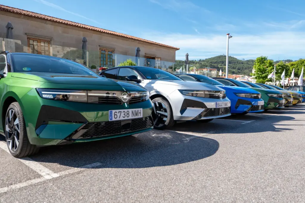 Pongamos a prueba el Opel Astra 2026: 45 Motor16 polivalente y muy convincente Opel Astra 2026 Vigo 14 Motor16