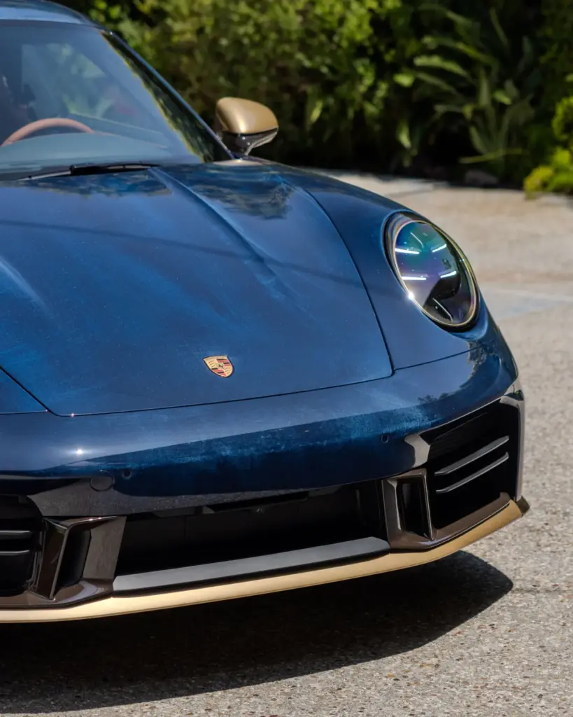 Porsche crea tres 911 únicos inspirados en Woody, Buzz Lightyear y Jessie para el estreno de 'Toy Story 5' 22 Motor16 PORSCHE 911 Carrera T Woody19 Motor16