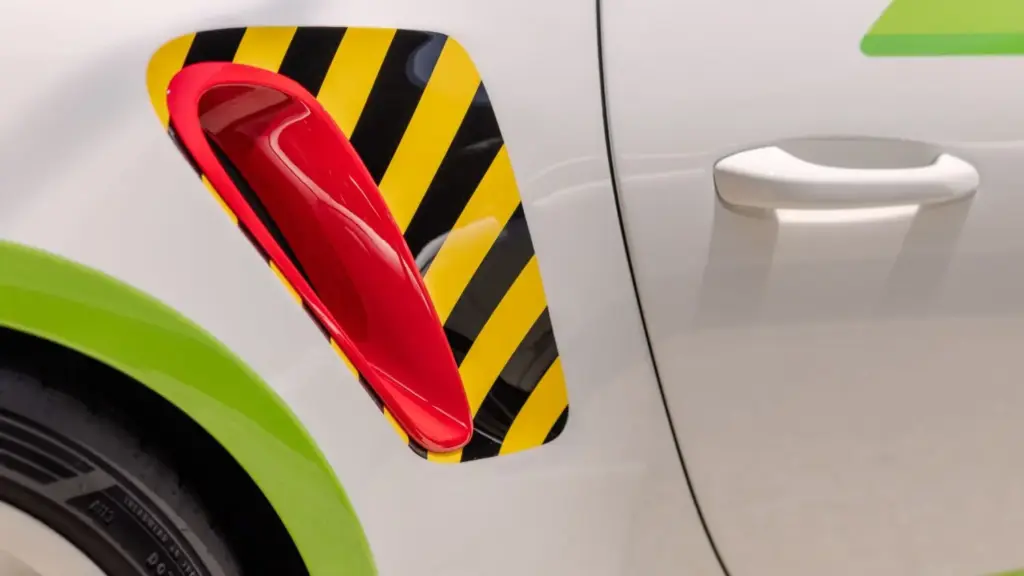 Porsche crea tres 911 únicos inspirados en Woody, Buzz Lightyear y Jessie para el estreno de 'Toy Story 5' 8 Motor16 PORSCHE 911 GT3 RS de Buzz Lightyear20 Motor16