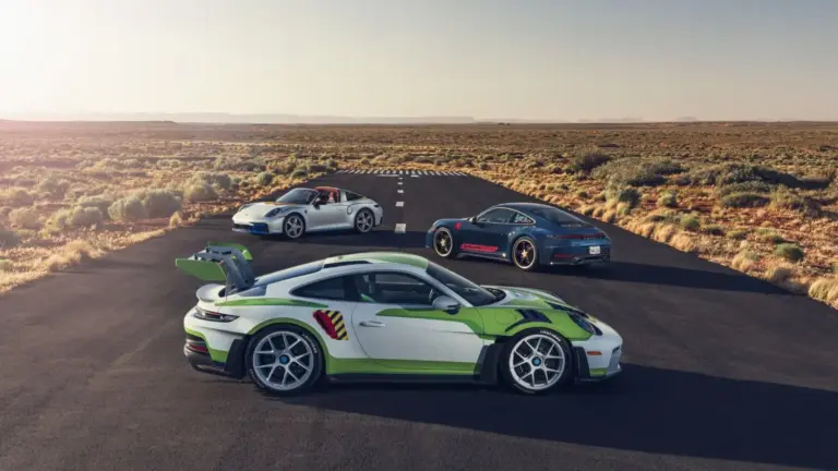 Porsche crea tres 911 únicos inspirados en Woody, Buzz Lightyear y Jessie para el estreno de ‘Toy Story 5’