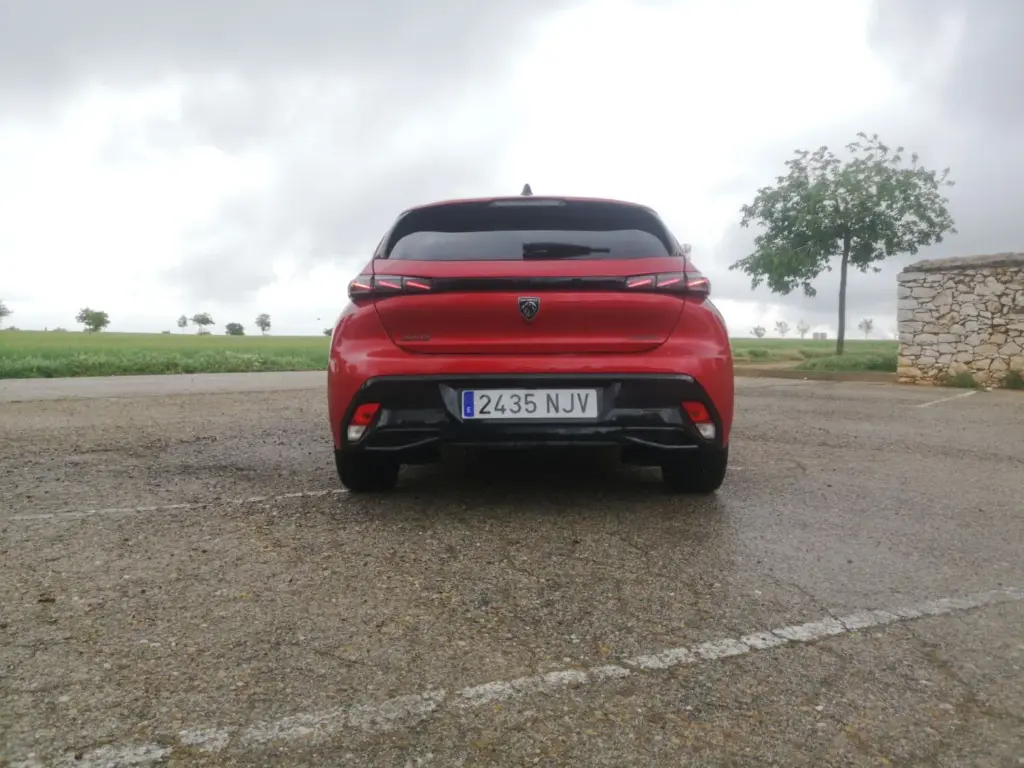 Prueba del Peugeot 308 GT Hybrid: Como toda la vida 8 Motor16 Peugeot 308 Hybrid prueba 14 Motor16