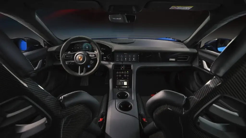 Porsche actualiza el Taycan con cambio simulado, hasta 700 km de autonomía y un nuevo Kit Manthey 13 Motor16 Porsche Taycan 2027 9 Motor16