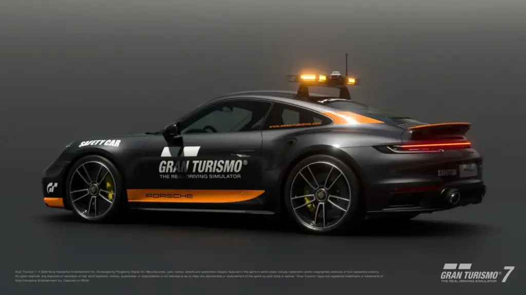 Gran Turismo 7 recibe cuatro hypercars de Le Mans en su gran actualización de junio: BMW, Ferrari, Peugeot y Porsche llegan al garaje 11 Motor16 Porsche 911 Turbo S Safety Car GRAN TURISMO 7 JUNIO 2026 02 Motor16