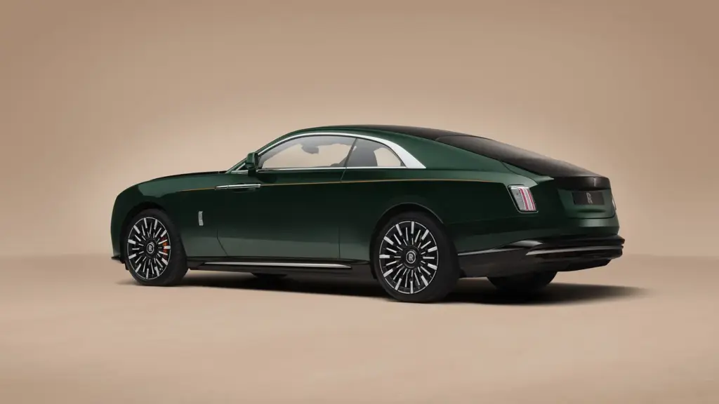 ROLLS ROYCE SPECTRE SERIES II 13 Motor16