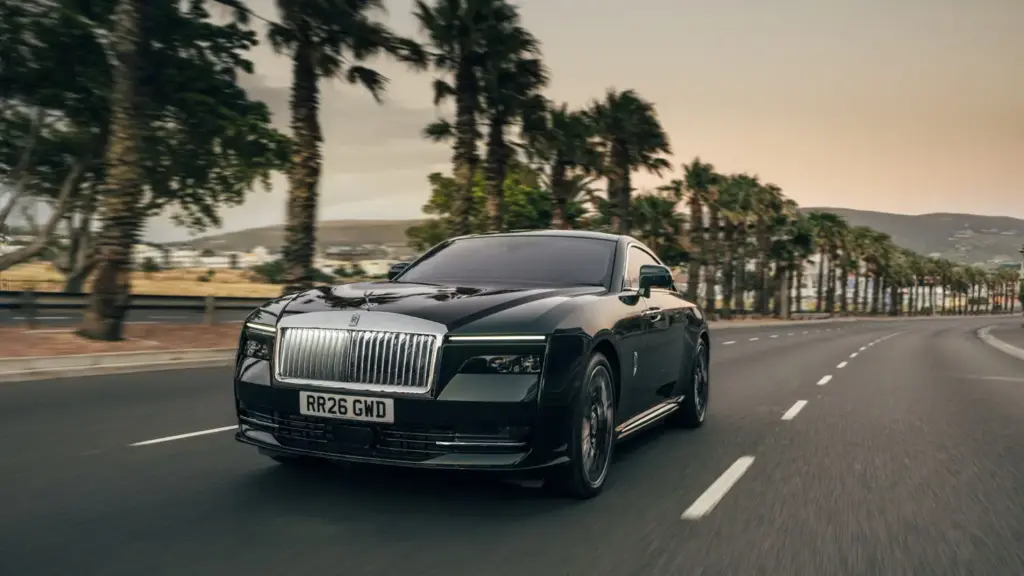ROLLS ROYCE SPECTRE SERIES II 33 Motor16