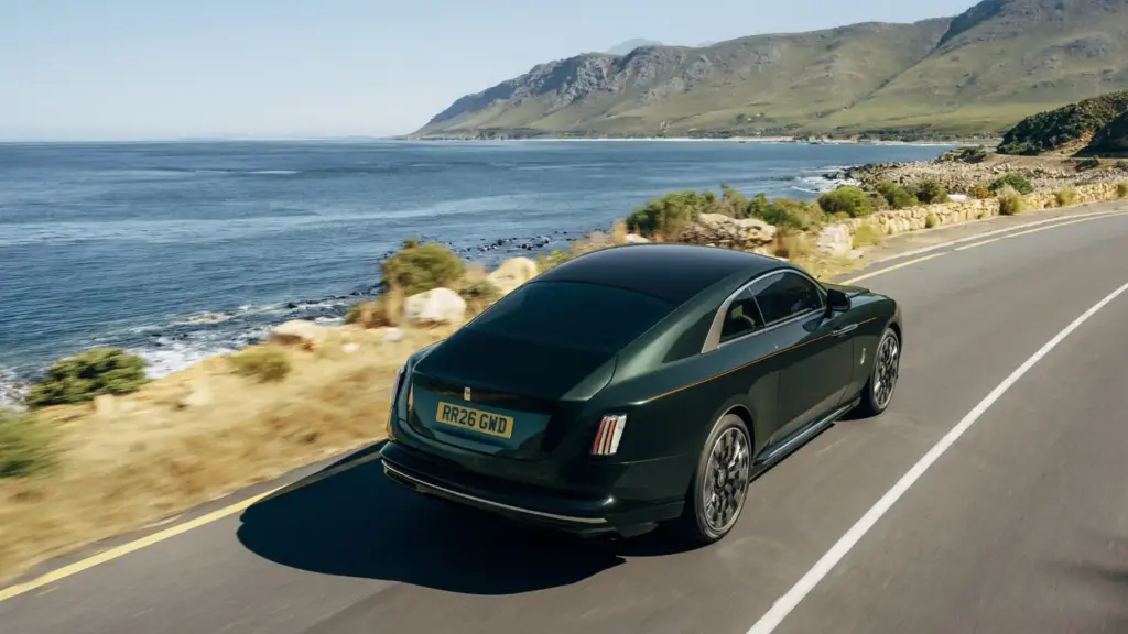 ROLLS ROYCE SPECTRE SERIES II 38 Motor16
