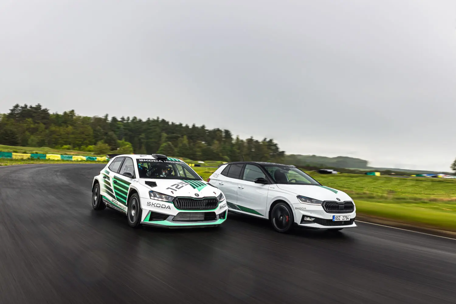 El Škoda que celebra los 125 años de historia de la marca en competición