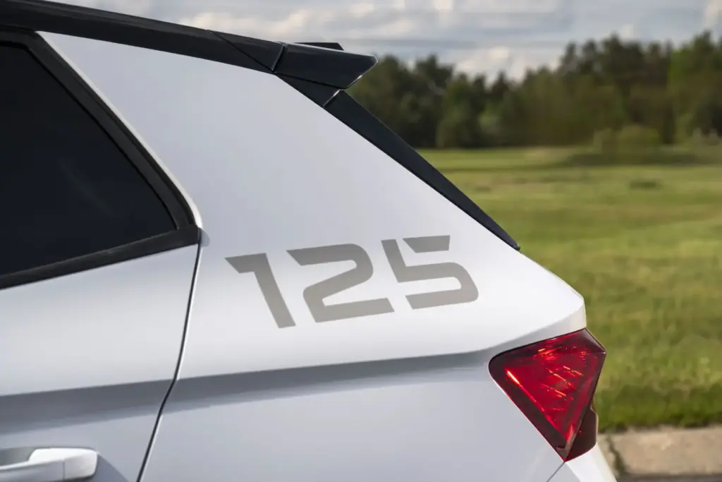 El Škoda que celebra los 125 años de historia de la marca en competición 3 Motor16 SKODA FABIA MOTORSPORT EDITION 7 Motor16