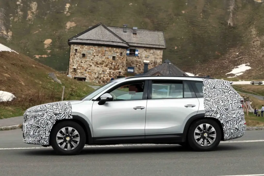 El Škoda Kodiaq 2027 se pone a punto en los Alpes austriacos 19 Motor16 Skoda Kodiaq 2027 17 Motor16
