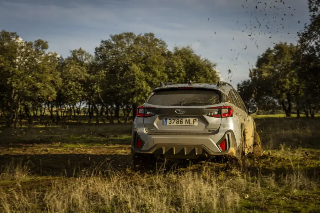 Subaru Crosstrek 4Wild 16 Motor16