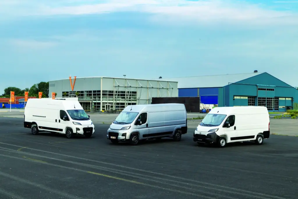 Toyota Professional, una gama consolidada y de referencia al servicio del transporte 5 Motor16 TOYOTA COMERCIALES 2 Motor16