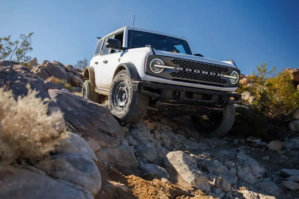 Golf en el desierto con el Ford Bronco como protagonista: así es el torneo más salvaje 2 Motor16 Torneo de Golf Bronco Invitational