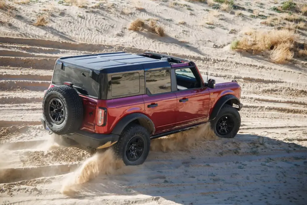 Golf en el desierto con el Ford Bronco como protagonista: así es el torneo más salvaje 7 Motor16 Torneo de Golf Ford Bronco Invitationa3 Motor16