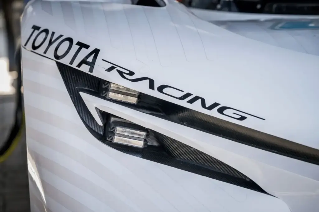 Toyota TR LH2: El prototipo de hidrógeno que rodará en Le Mans 2026 8 Motor16 Toyota TR LH2: El prototipo de hidrógeno que rodará en Le Mans 2026