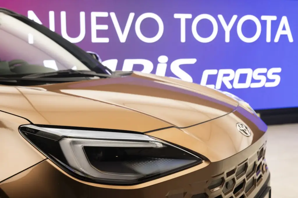 Toyota Yaris Cross 18 Motor16