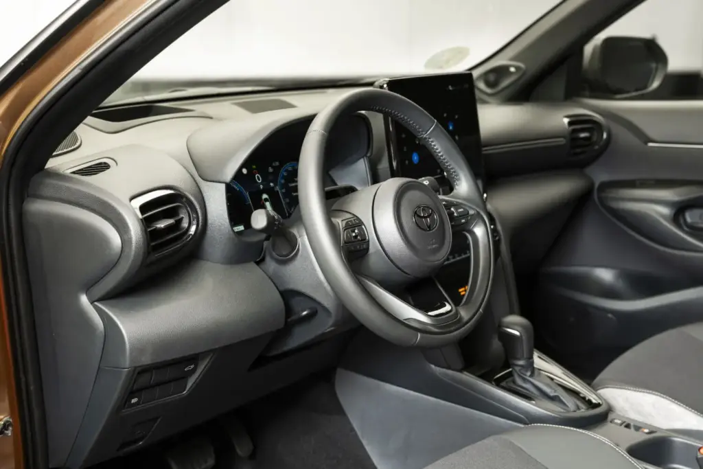 Toyota Yaris Cross 35 Motor16