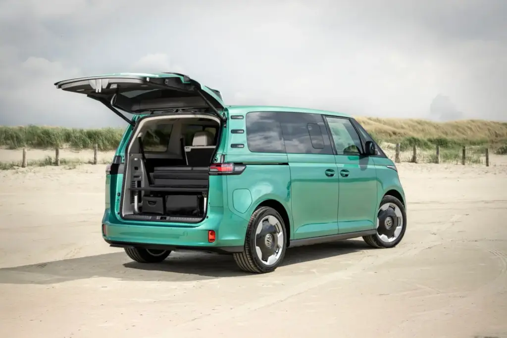 VOLKSWAGEN ID.BUZZ GOOD NIGHT MODE 9 Motor16